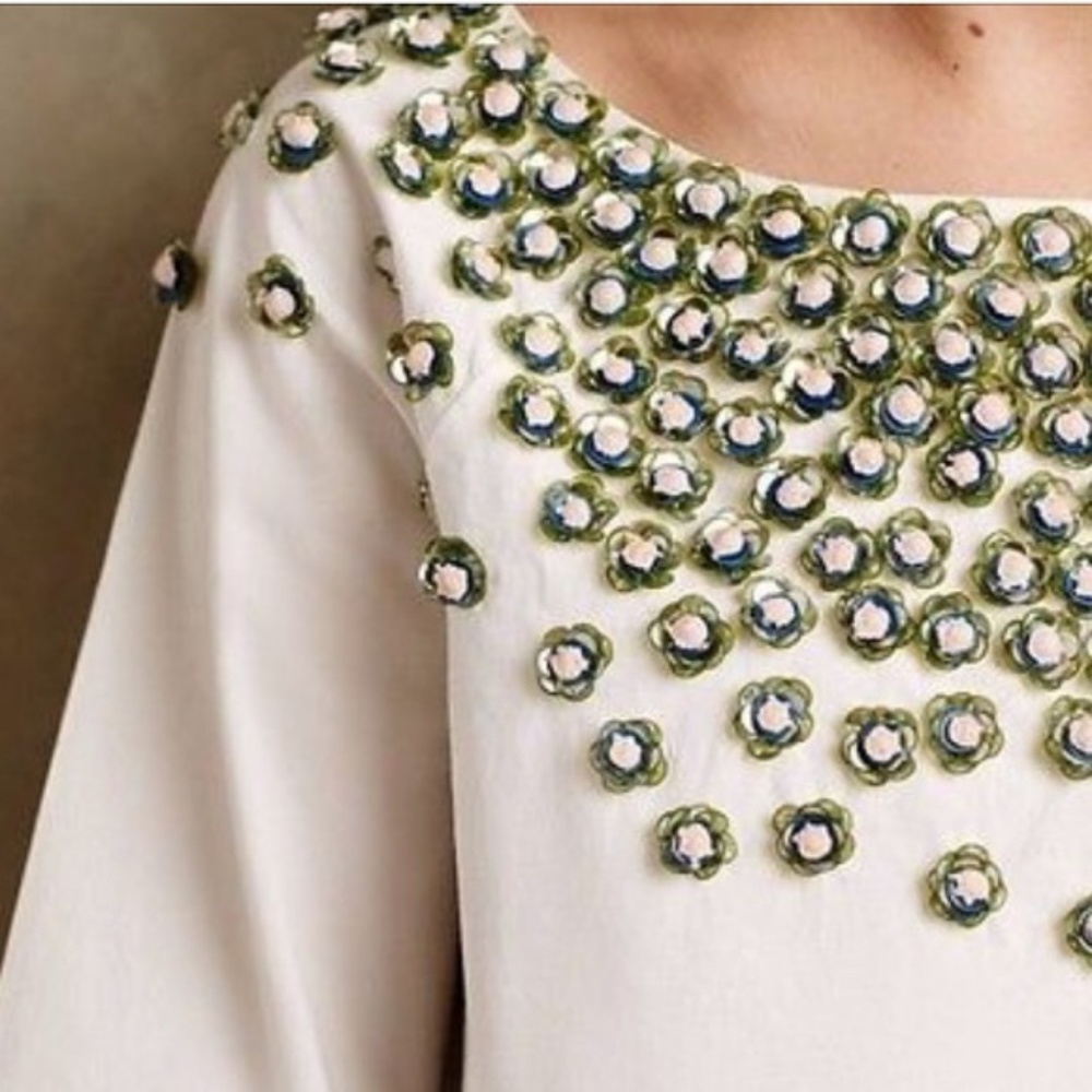 BLACK FRIDAYAnthropologie slight crop w/ sequins S